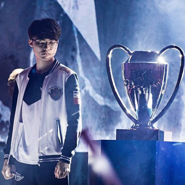 LJL日本赛区的Sengoku_Gaming战队官宣了前C9战队功勋教练Reapered加入的消息